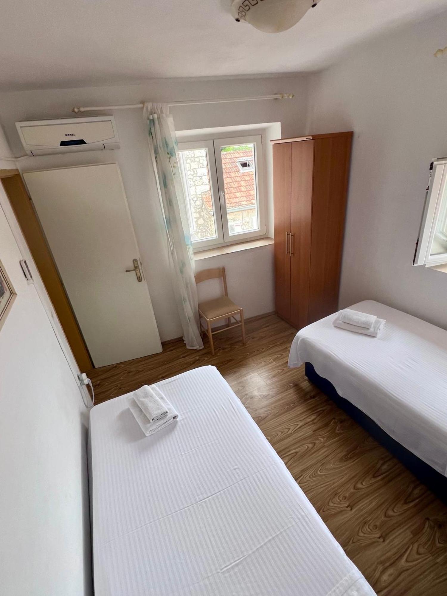 Apartments Tudor Nikola Hvar Town Kültér fotó